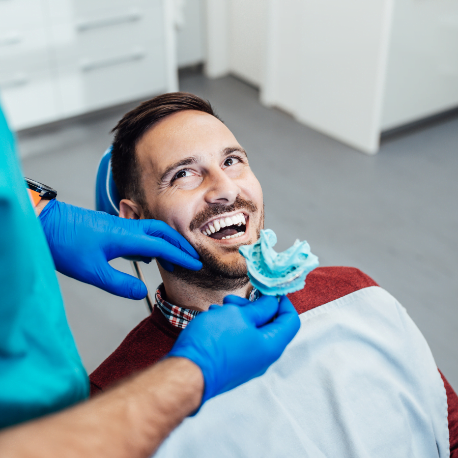 how does a dental night guard wirk?